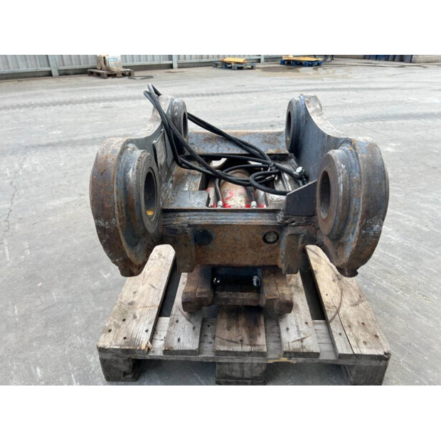 2019 Caterpillar 325-43339068