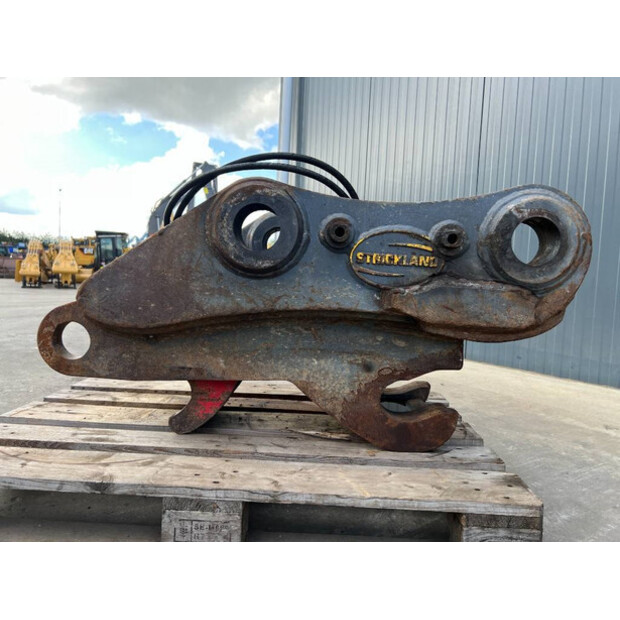 2019 Caterpillar 325-43339070