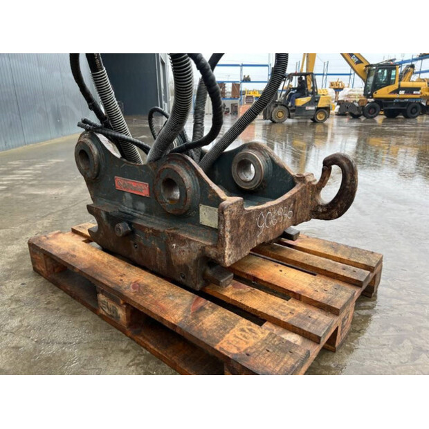 2012 OilQuick OQ70/55-43339247