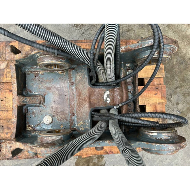 2012 OilQuick OQ70/55-43339258