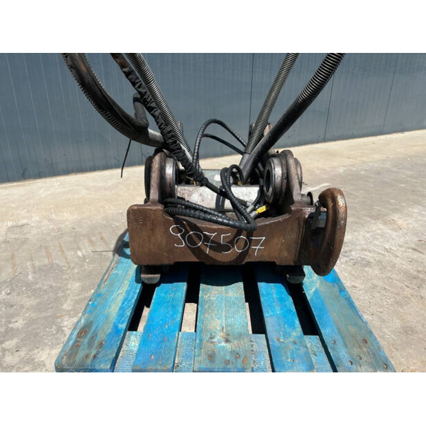 2017 OilQuick OQ70/55-43339285