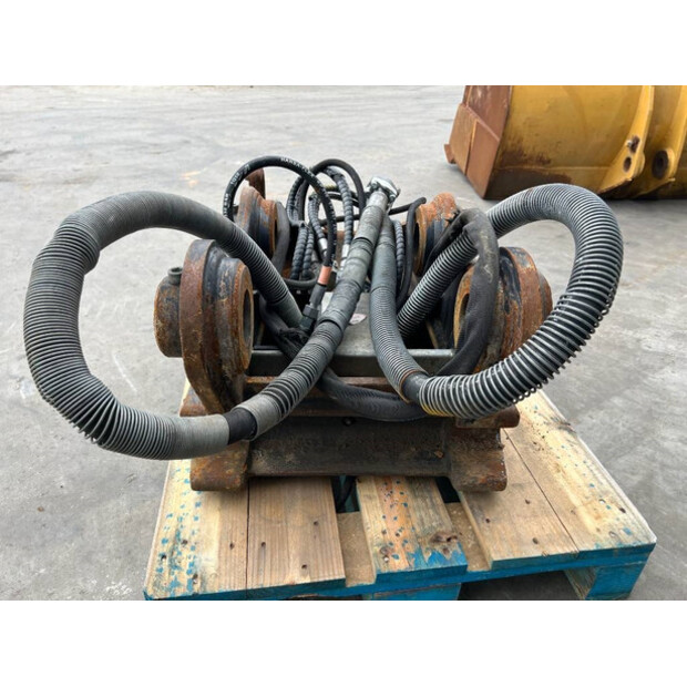 2018 OilQuick OQ70/55-43339307