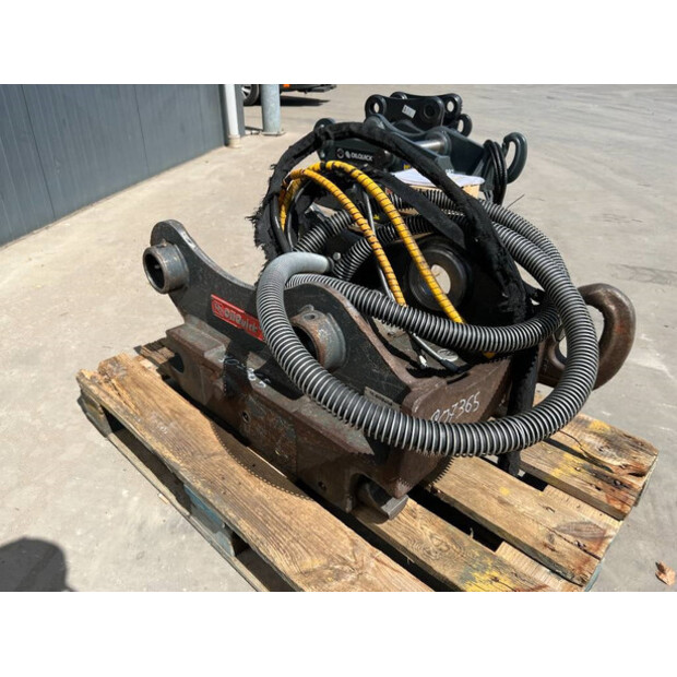 2017 OilQuick OQ70/55-43339323