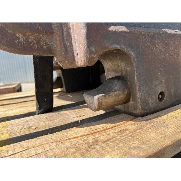 2017 OilQuick OQ70/55-43339330