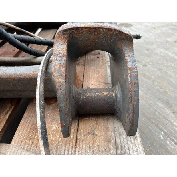 2023 Volvo L120F-43339524