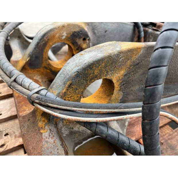 2023 Volvo L120F-43339527