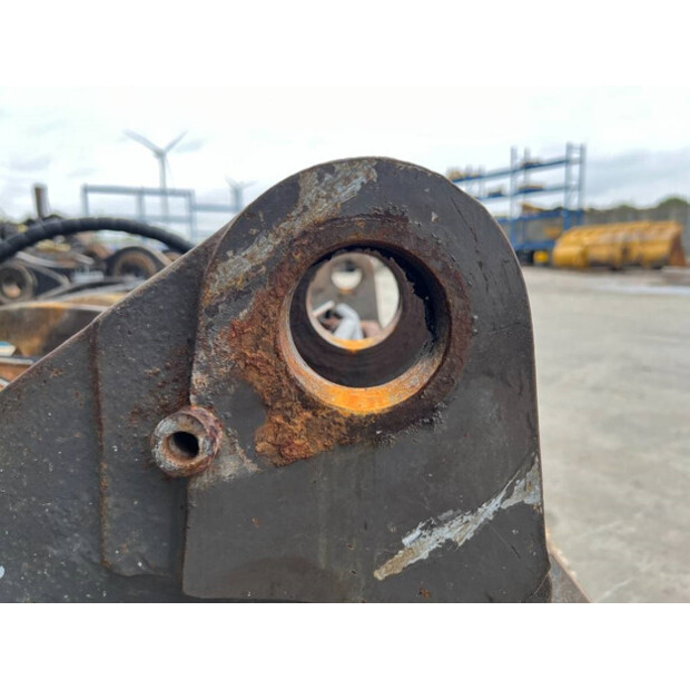 2023 Volvo L120F-43339528