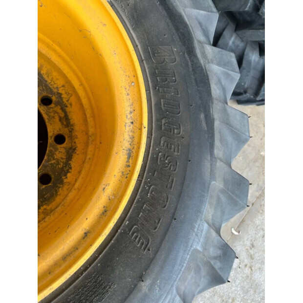 2025 Bridgestone 1000x20-43339594