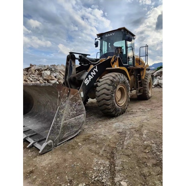 2017 SANY SYL956N5-43340855