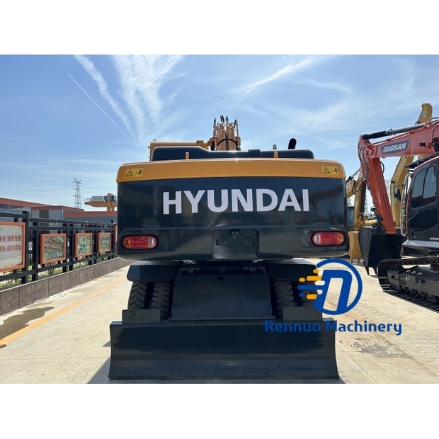 2024 هيونداي HY210W-43341131