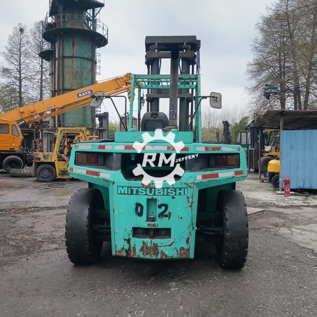 2018 MITSUBISHI FD150-43341135