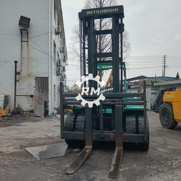 2018 MITSUBISHI FD150-43341139