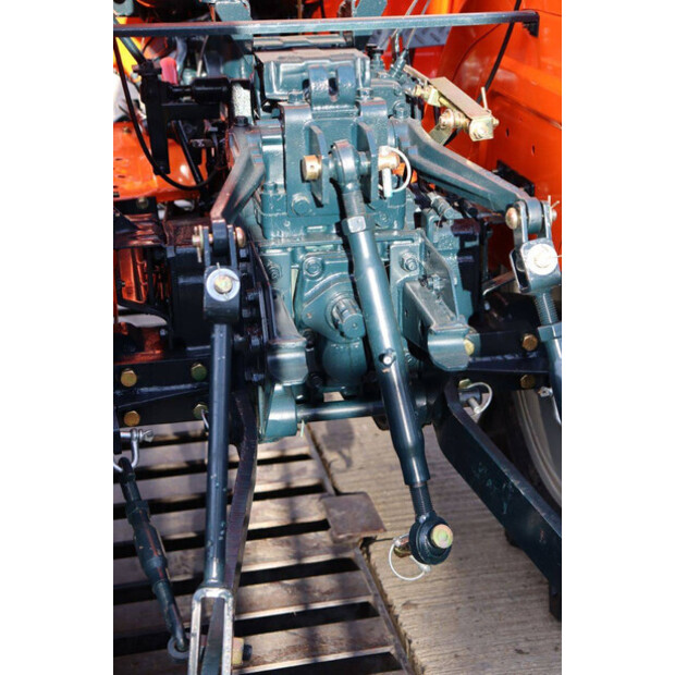 KUBOTA B1502DT-43341389