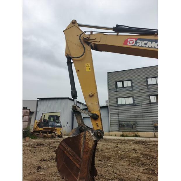 2021 اكس سي ام جي XE215DA-43341952