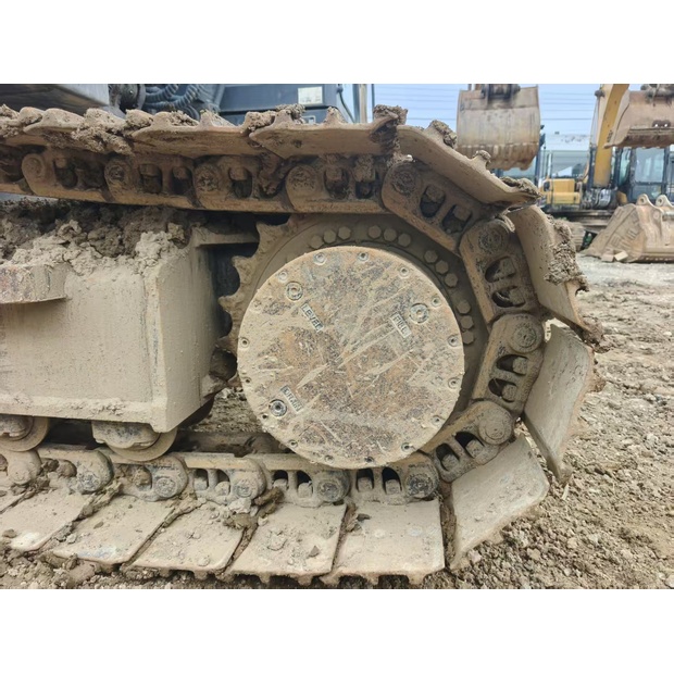 2021 اكس سي ام جي XE215DA-43341956