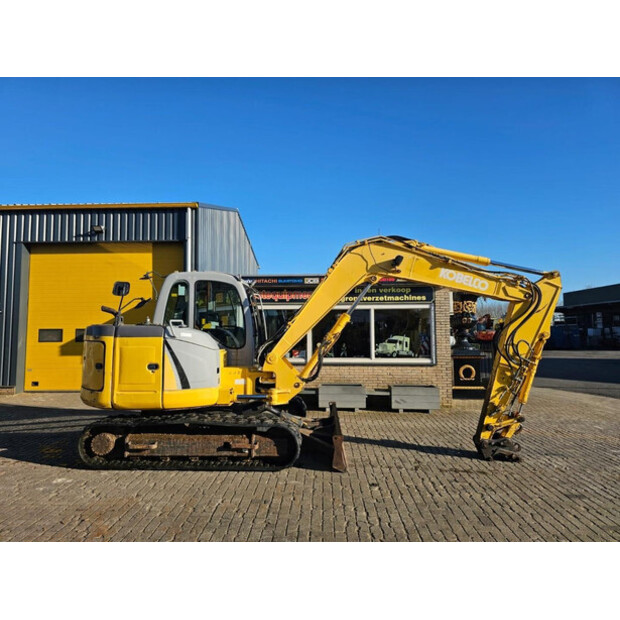 2008 نيو هولاند E80-43342675