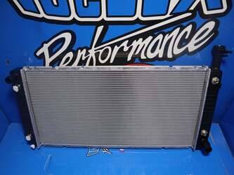 Image de PIÈCES DÉTACHÉES Radiator-PTR Chevrolet / GMC Used