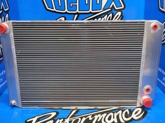 Image de PIÈCES DÉTACHÉES Radiator - Aluminum Chevrolet / GMC Used