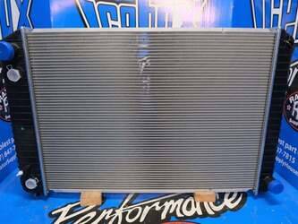 Image de PIÈCES DÉTACHÉES Radiator-PTR Chevrolet / GMC Used