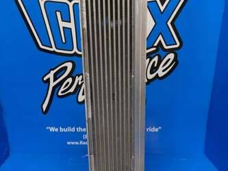 صورة ل مبرد هواء الشحن كاتربيلر مستعملة