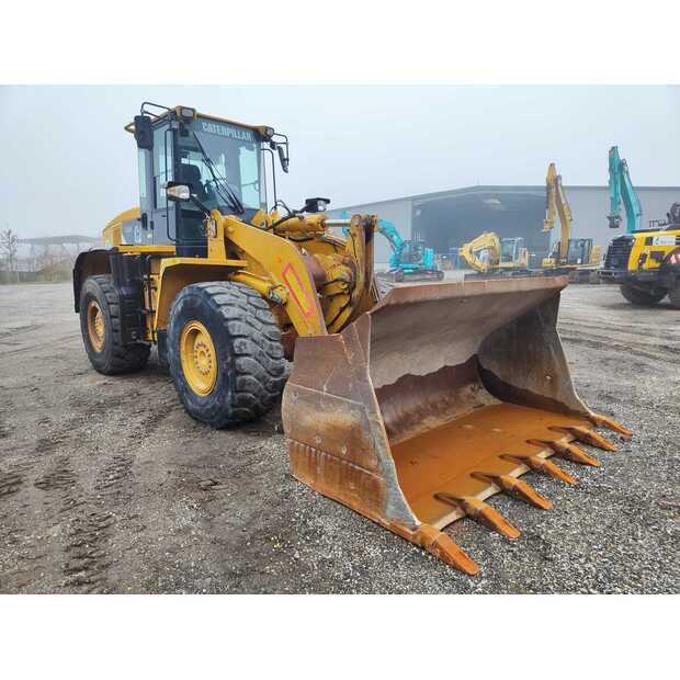 2011 Caterpillar 938H-43352903