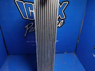 صورة ل مبردات الهواء مبردات الهواء كاتربيلر مستعملة