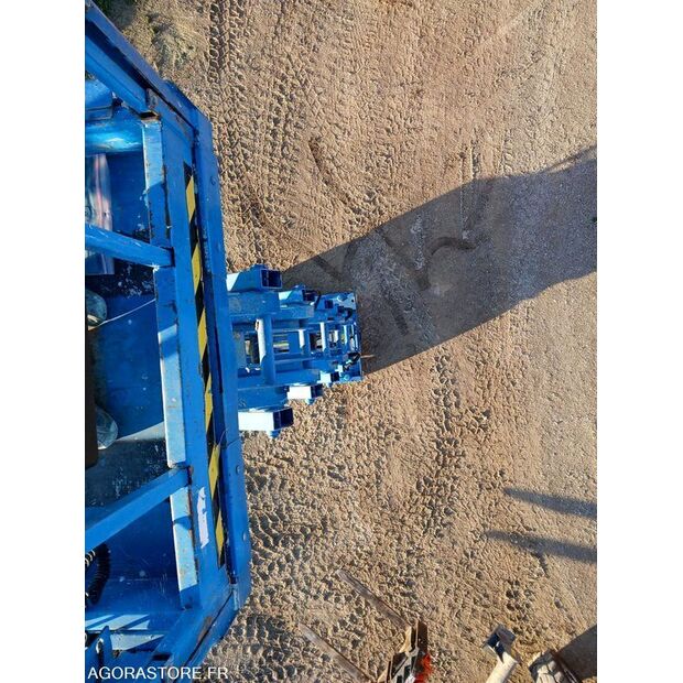 2015 Genie GS4047-43361515