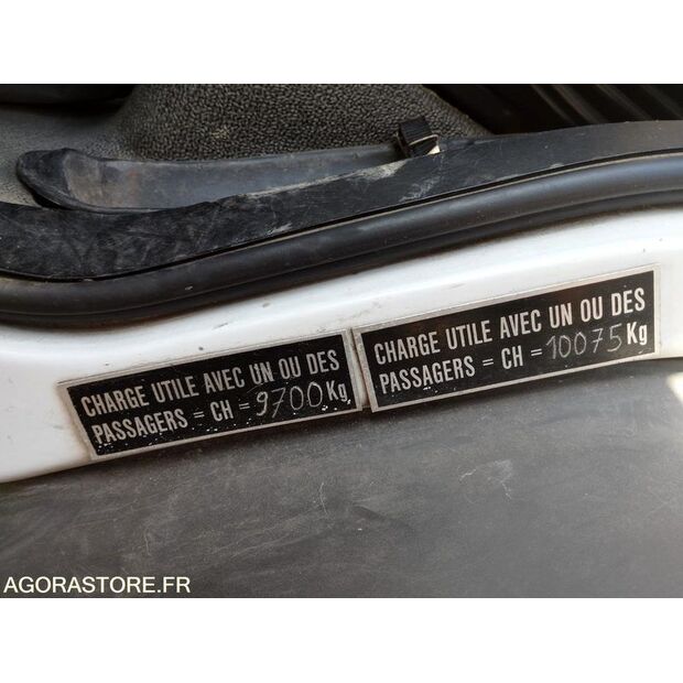 2012 Renault PREMIUM-43361715