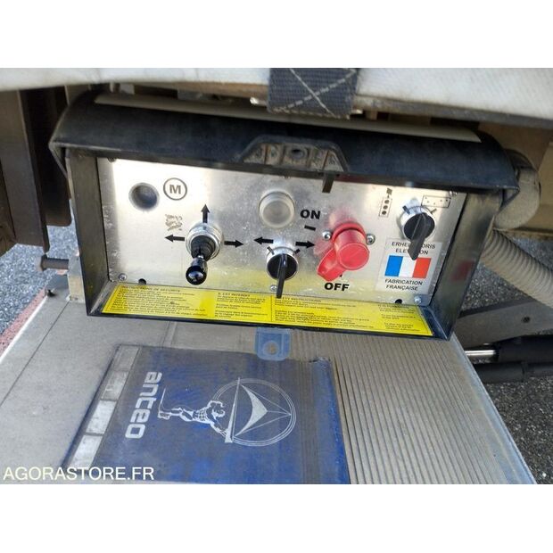 2012 Renault PREMIUM-43361732