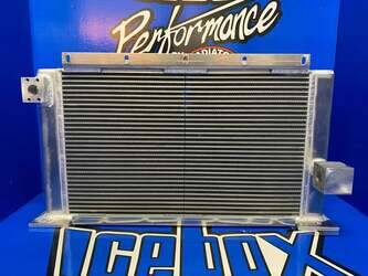 صورة ل قطع غيار مبردات الزيت كاتربيلر مستعملة