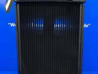 صورة ل Radiator-SOH كاتربيلر مستعملة