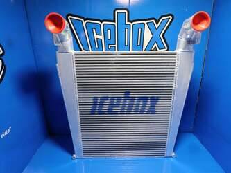 Image de Refroidisseur d'air de suralimentation Charge Air Cooler CASE Used