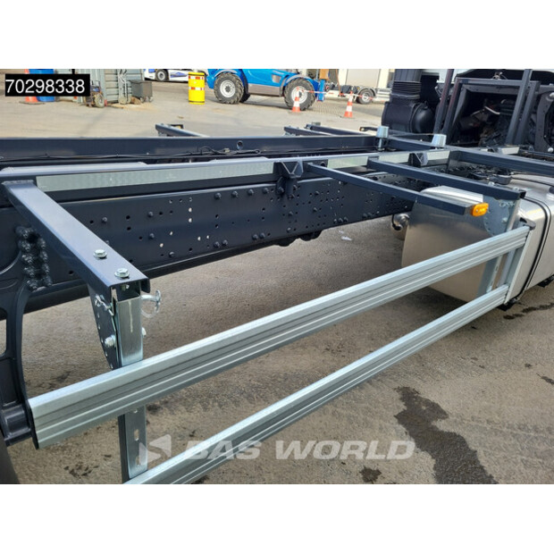 2024 ايفكو S-Way 460-43364201