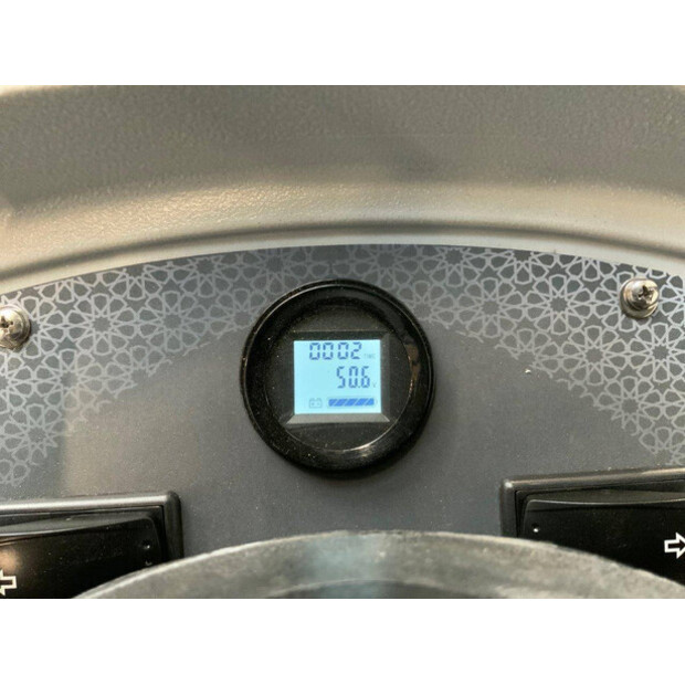 2025 Kremer KRS100-43364354