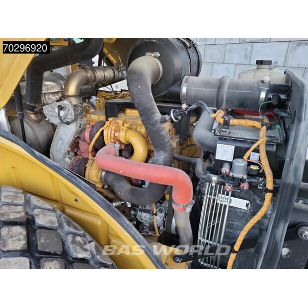 2017 Caterpillar CS66B-43364716