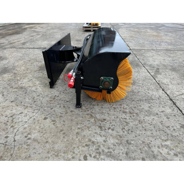 2024 FUTURE FT-SE61-43365164