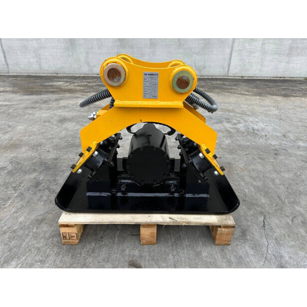 2025 BLK BLK/04-43365344