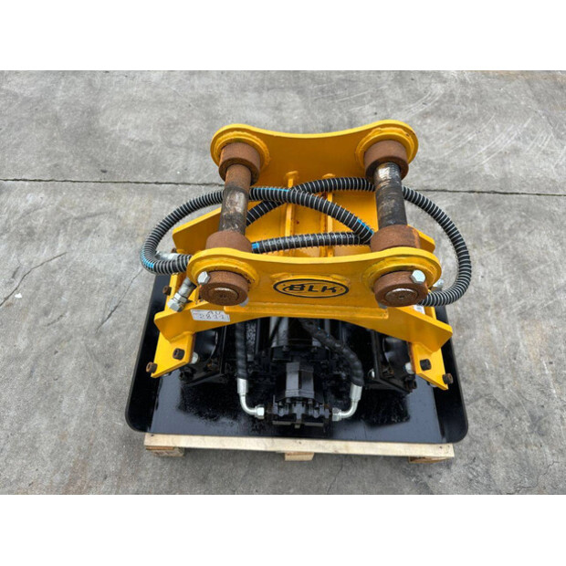 2025 BLK BLK/04-43365354