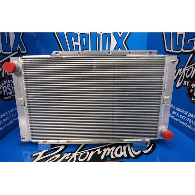 Radiator - Aluminum بلوبيرد مستعملة-43365895