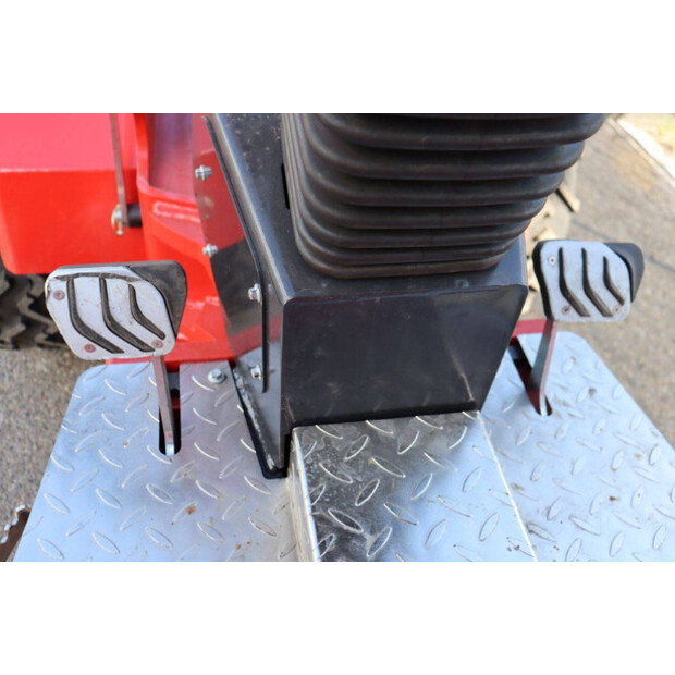 2025 Heracles H190-43366206