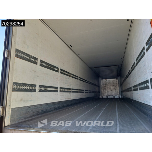 2015 Schmitz Cargobull Carrier Vector 1550-43366229