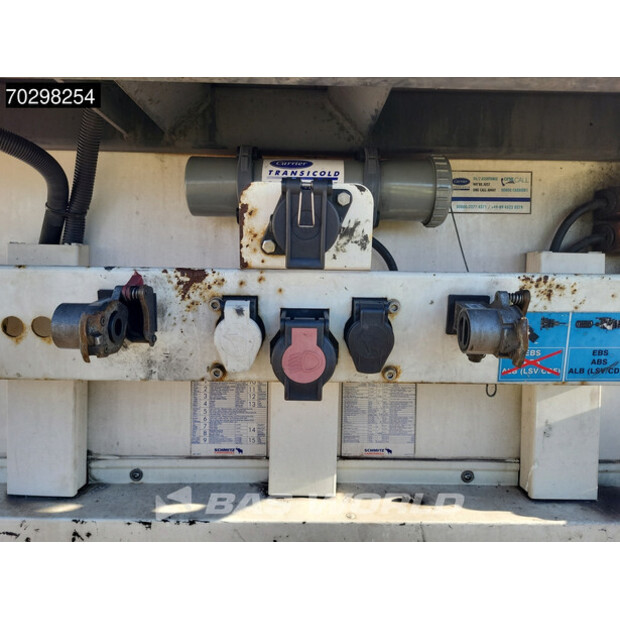 2015 Schmitz Cargobull Carrier Vector 1550-43366244