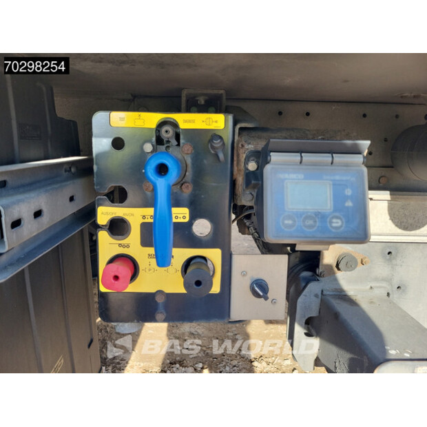 2015 Schmitz Cargobull Carrier Vector 1550-43366249