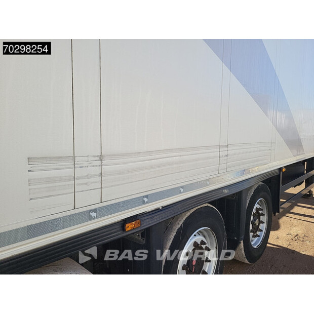 2015 Schmitz Cargobull Carrier Vector 1550-43366259