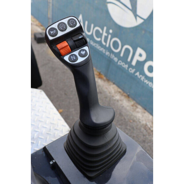 2025 Heracles H220-43366337