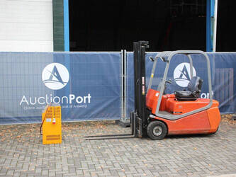 Image de CHARIOTS ÉLÉVATEURS 2007 BT C3E160