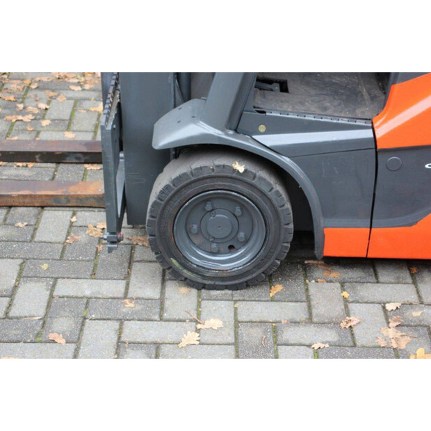 2017 ليندي E16-02-43366876