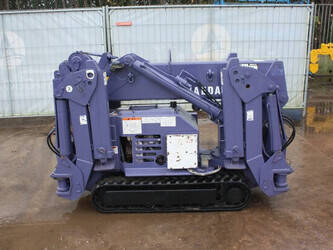 Image de GRUES SUR CHENILLES 2013 MAEDA MC-205