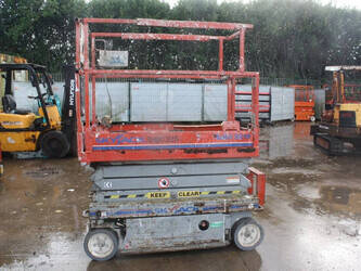 صورة ل رافعات مقصية 2012 سكايجاك SJ 3219