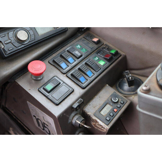 2006 مانيتو MRT 2150-43367187